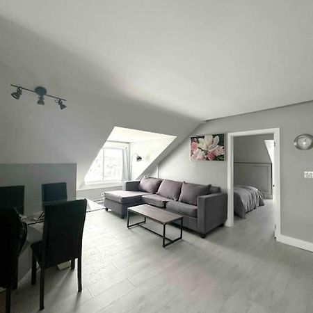 Unique Modern Luxury 2 Bedroom Apartment Rental Chapleau Exteriér fotografie
